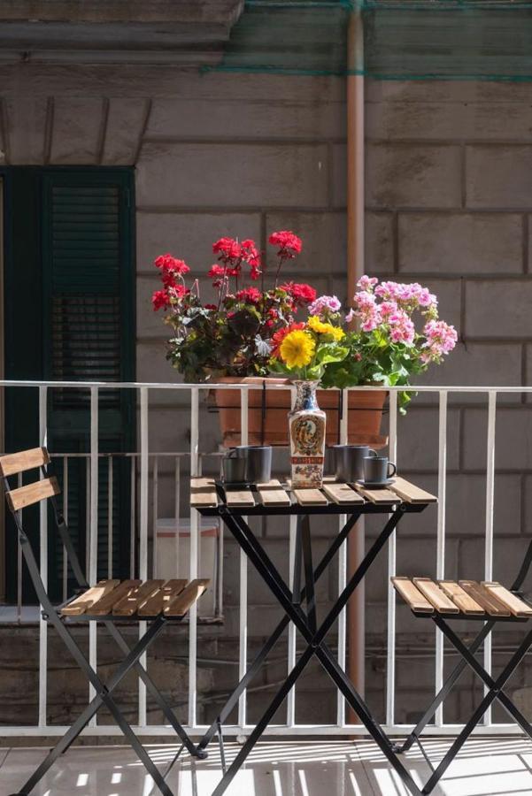 Napoli Centro Apartment A Balcony In The Heart Of Naples Exterior photo
